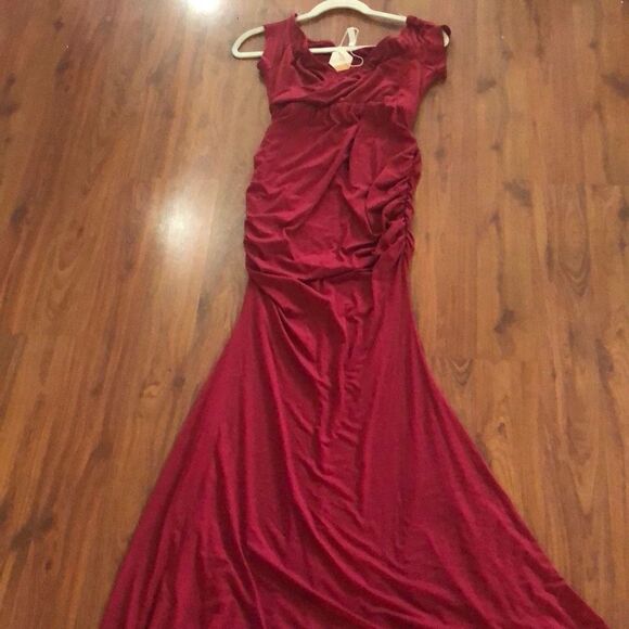 NWT PINKBLUSH Red maternity dress ruched side, long poly spandex size S - Picture 3 of 6